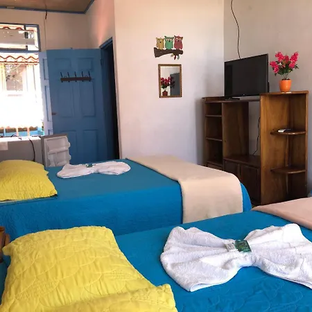 Hotel La Uvita Puerto Limon Buitenkant foto